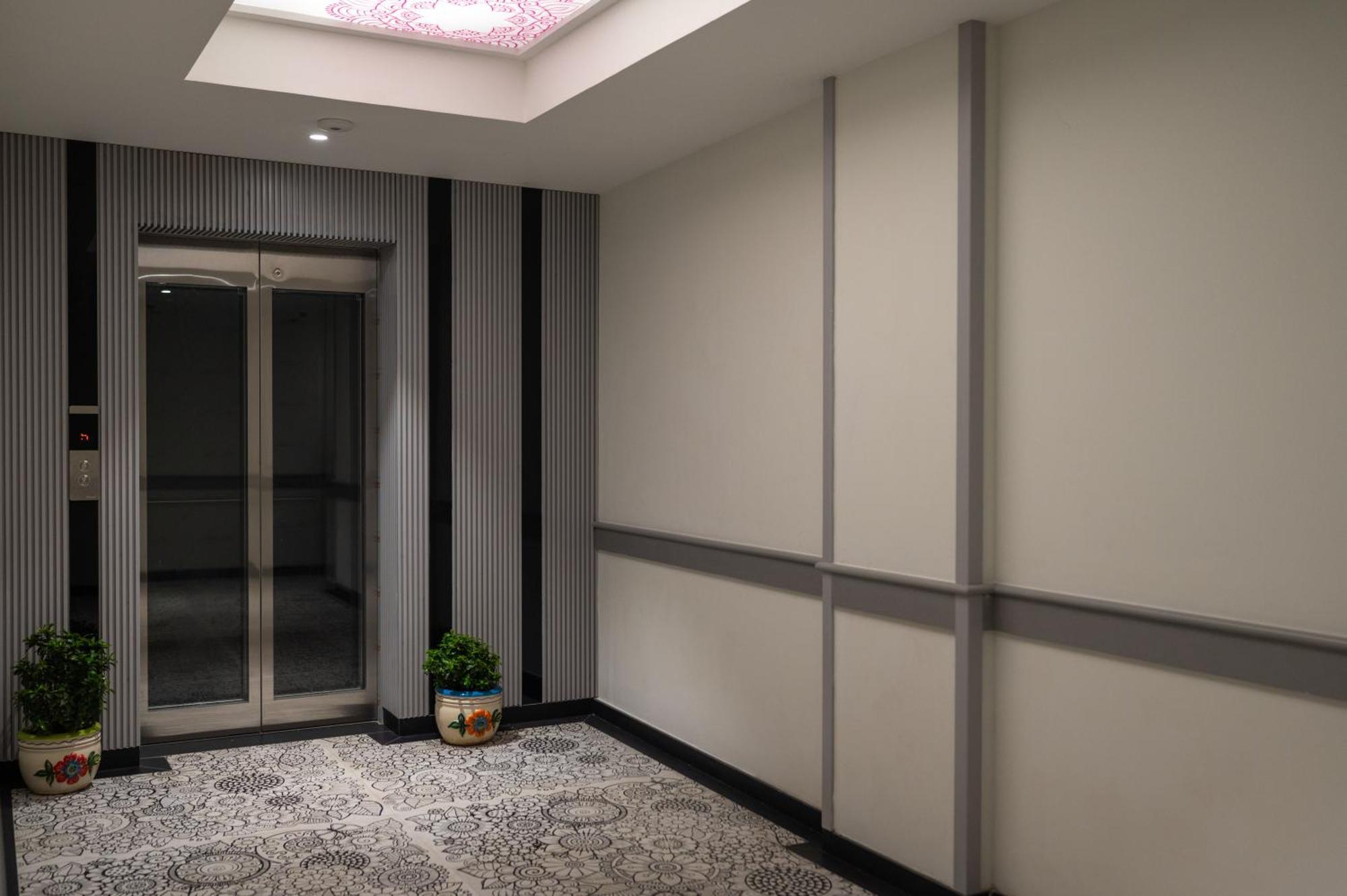 Zibe Luxe Kakinada By Grt Hotels Exterior photo