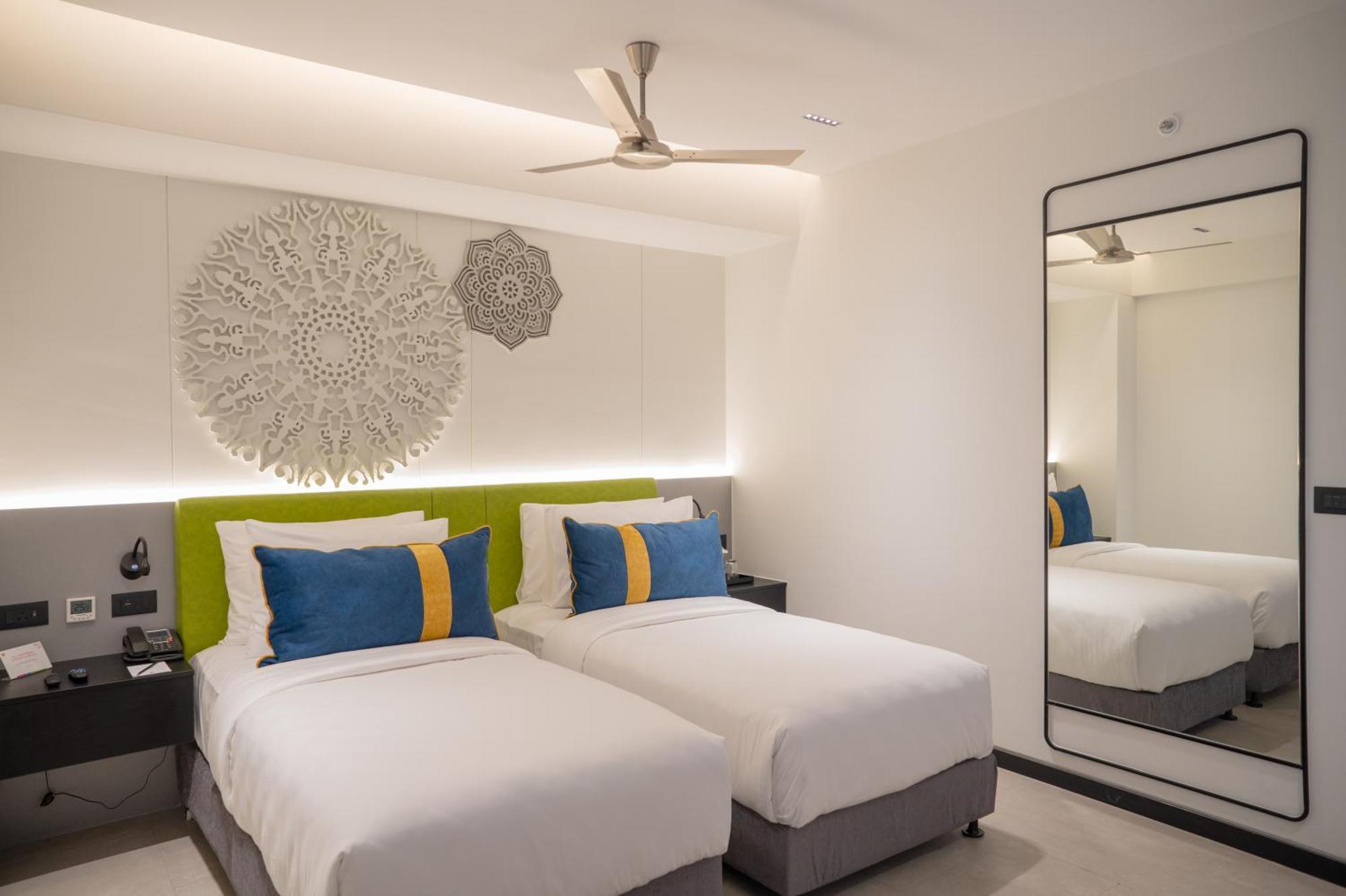 Zibe Luxe Kakinada By Grt Hotels Exterior photo