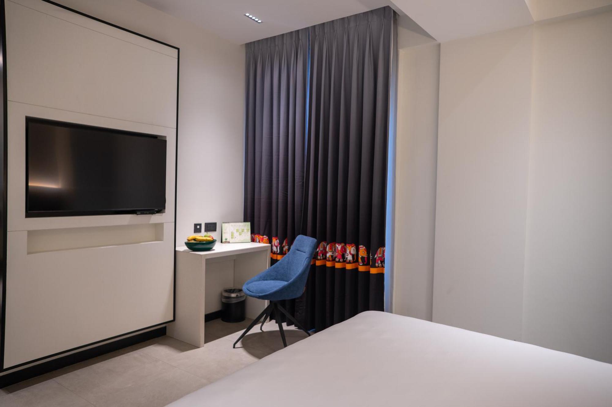 Zibe Luxe Kakinada By Grt Hotels Exterior photo